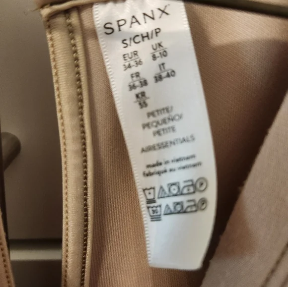 Spanx Aire Crop Wide Leg Jumpsuit Color Tahini - Picture 10 of 15